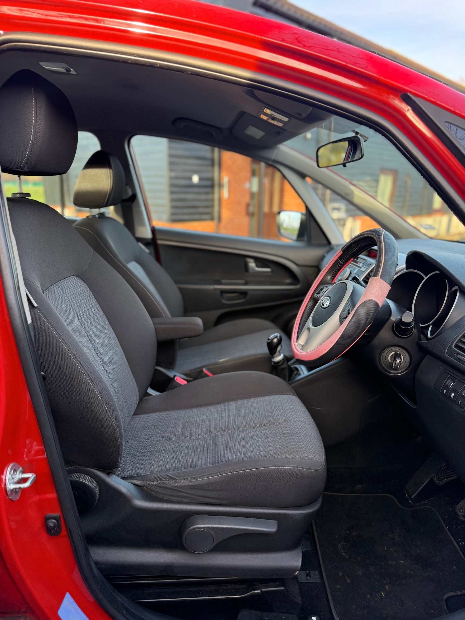 Used Kia Venga 2010 for sale - 77065878: Photo 42