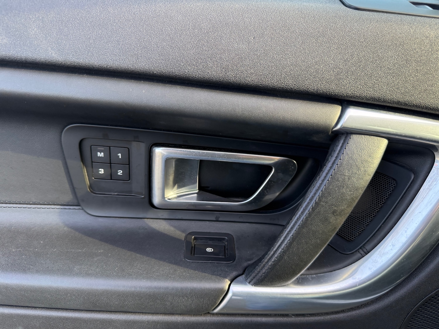 Used Land Rover Discovery Sport 2015 for sale - 77090103: Photo 37