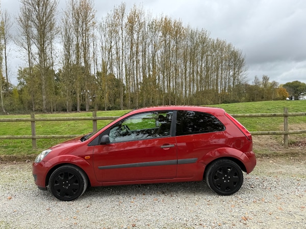 Used Ford Fiesta 2008 for sale - 76287807: Photo 17