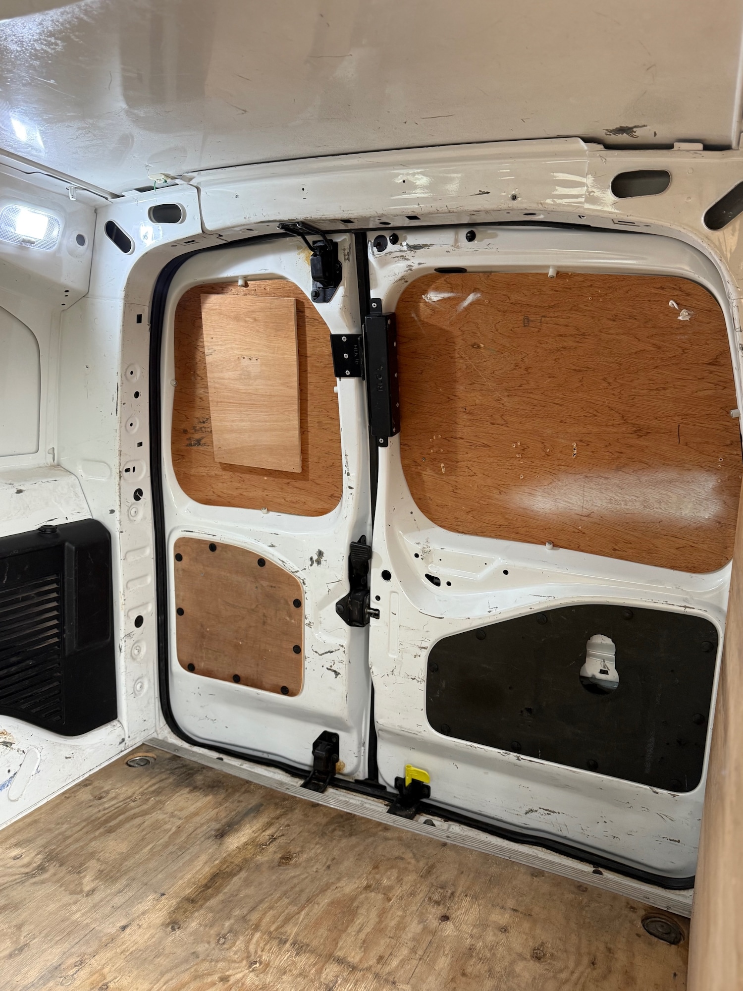 Used Peugeot Partner 2017 for sale - 77278467: Photo 10