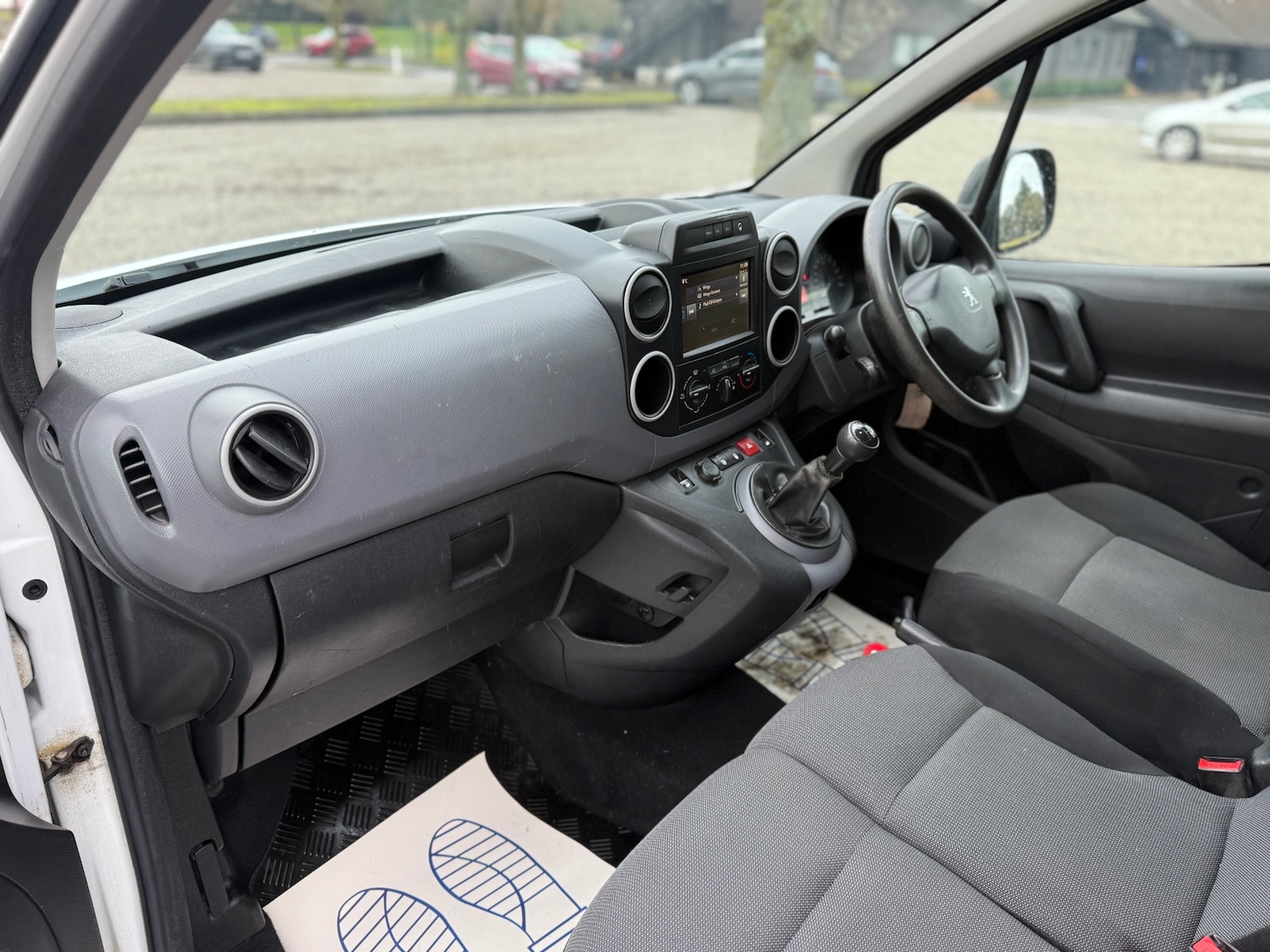 Used Peugeot Partner 2017 for sale - 77278467: Photo 8