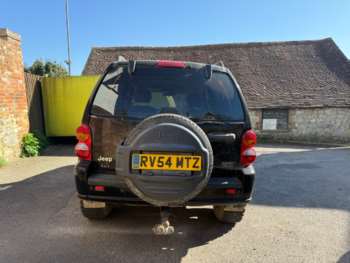 Used Jeep Cherokee 2004 for sale - 74330527: Photo