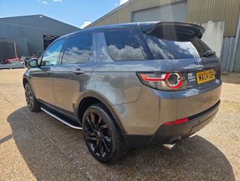 Used Land Rover Discovery Sport 2016 for sale - 78851756: Photo