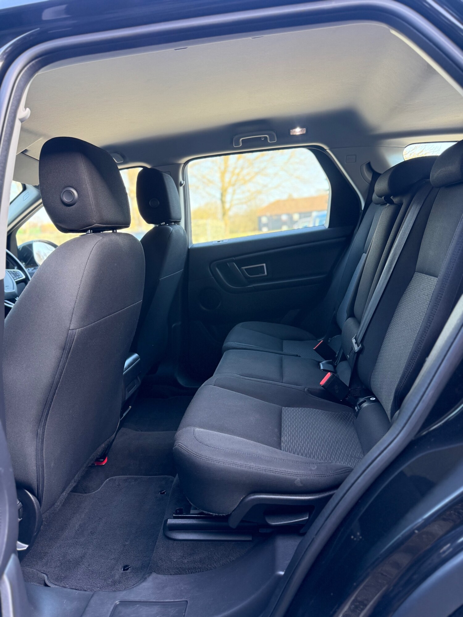 Used Land Rover Discovery Sport for sale - 77781302: Photo 32