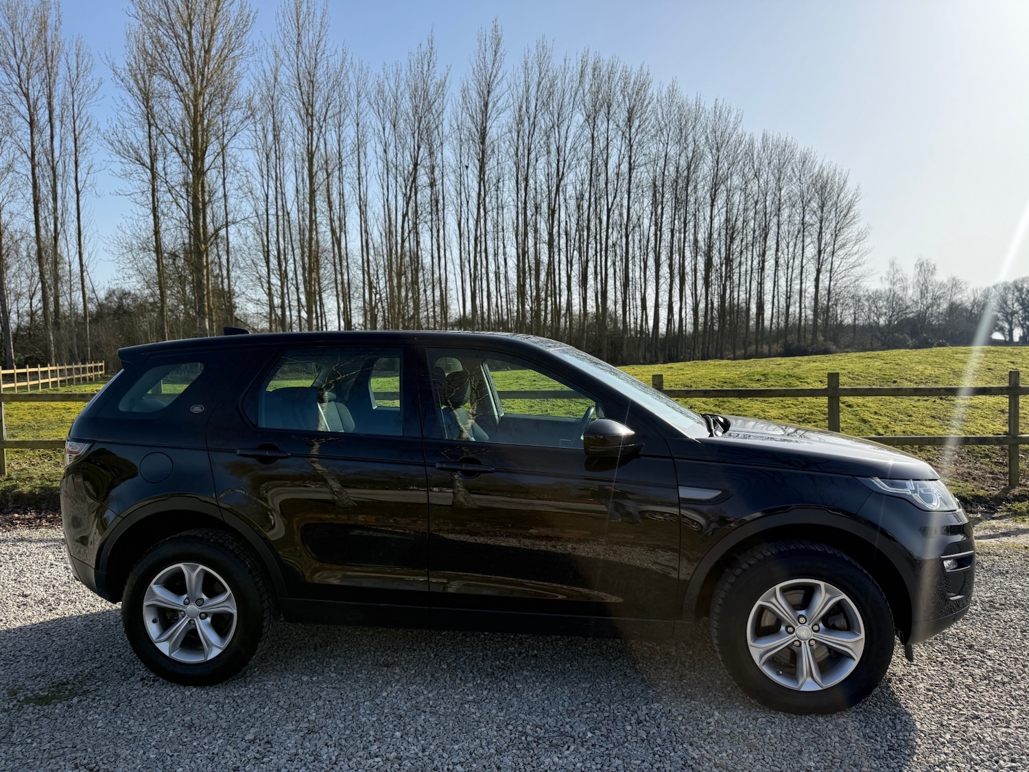 Used Land Rover Discovery Sport for sale - 77781302: Photo 4