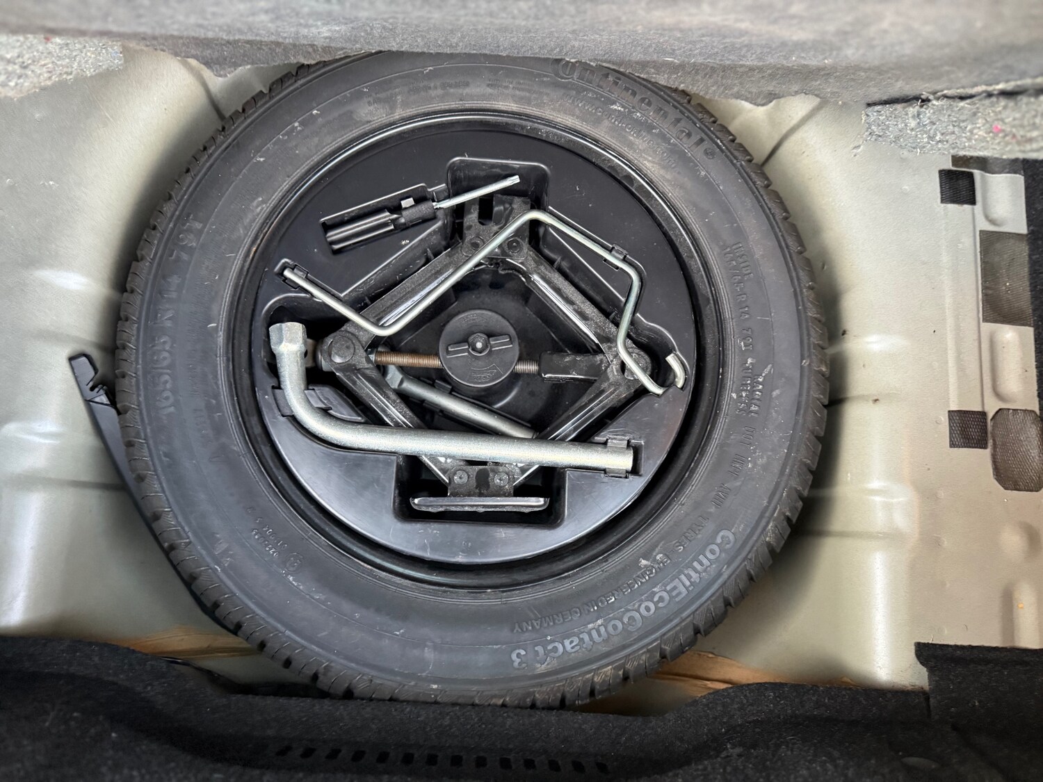 Used Ford Ka 2013 for sale - 76627230: Photo 30