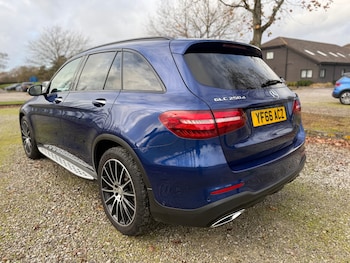 Used Mercedes-Benz GLC 2016 for sale - 76740950: Photo