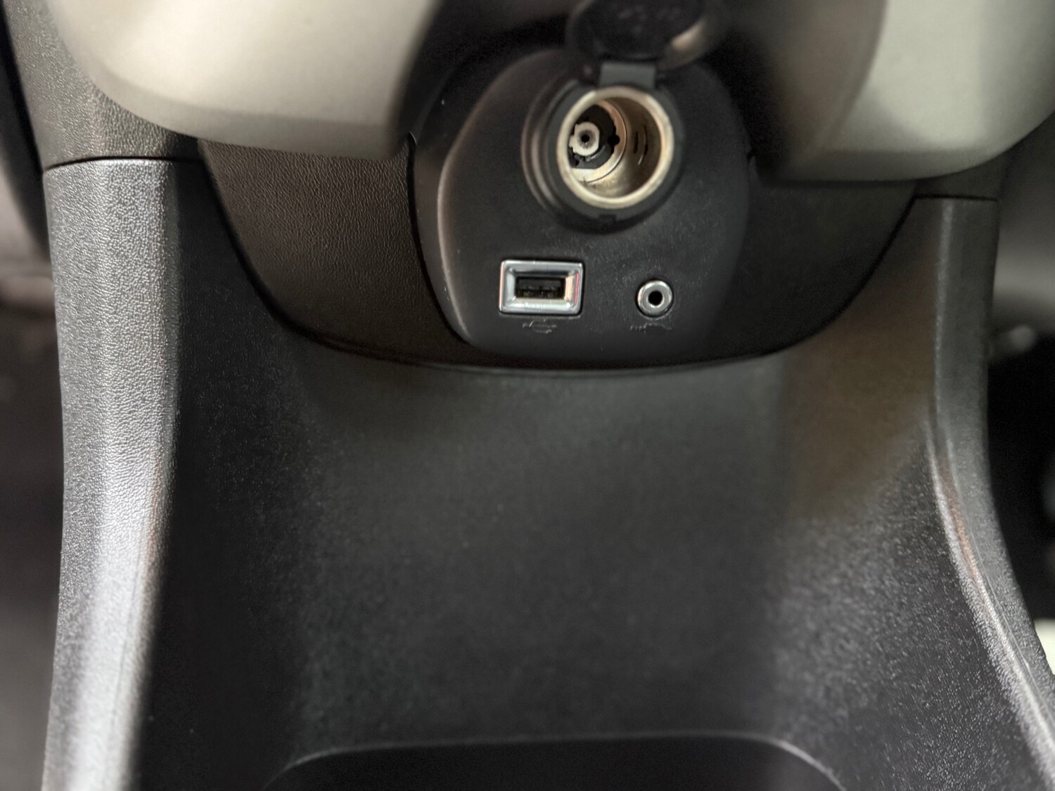 Used Peugeot 108 2016 for sale - 77314320: Photo 46