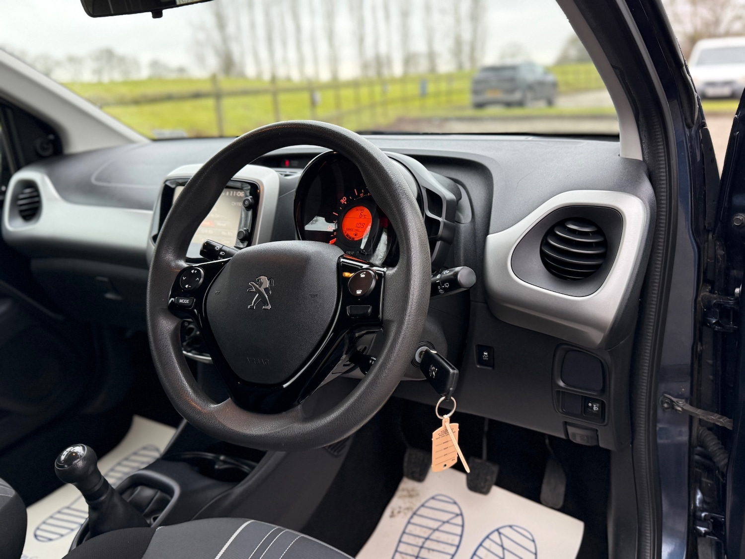 Used Peugeot 108 2016 for sale - 77314320: Photo 6