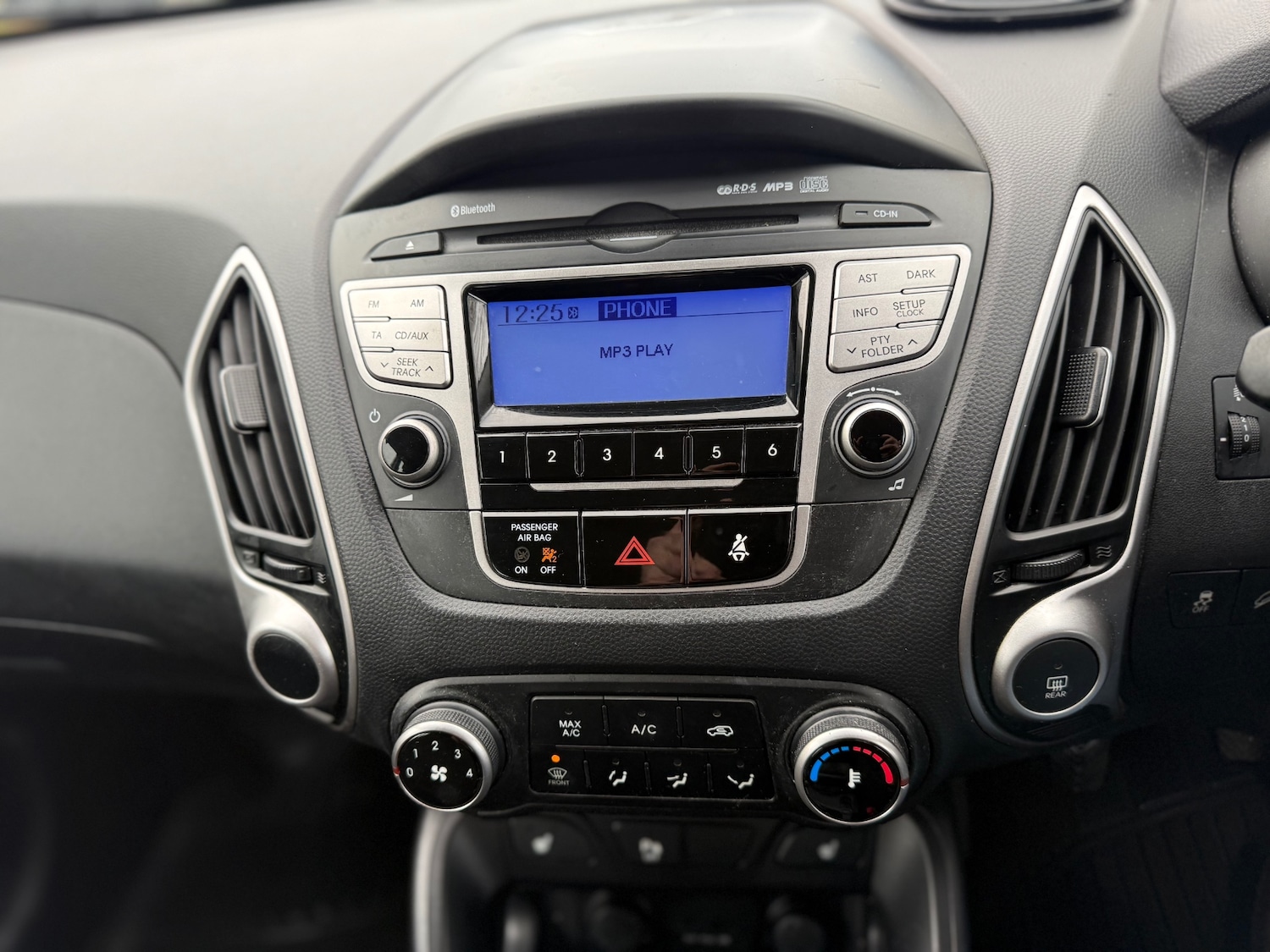 Used Hyundai Ix35 2012 for sale - 76503088: Photo 18