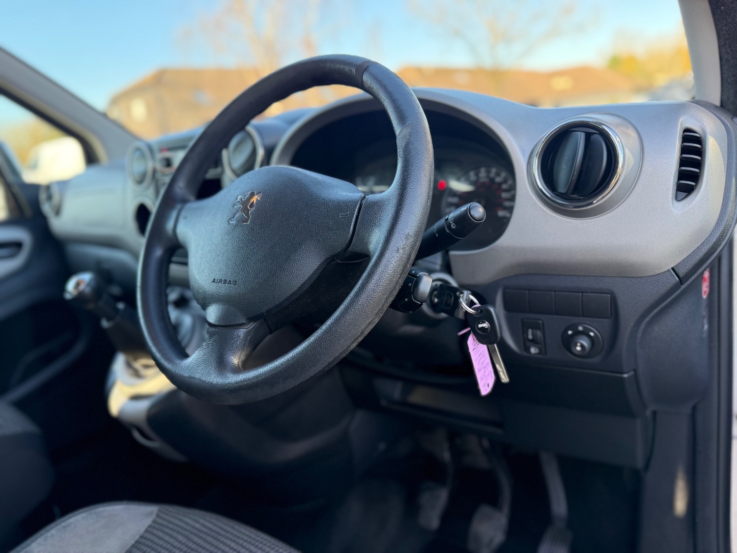 Used Peugeot Partner Tepee 2011 for sale - 76693673: Photo 10