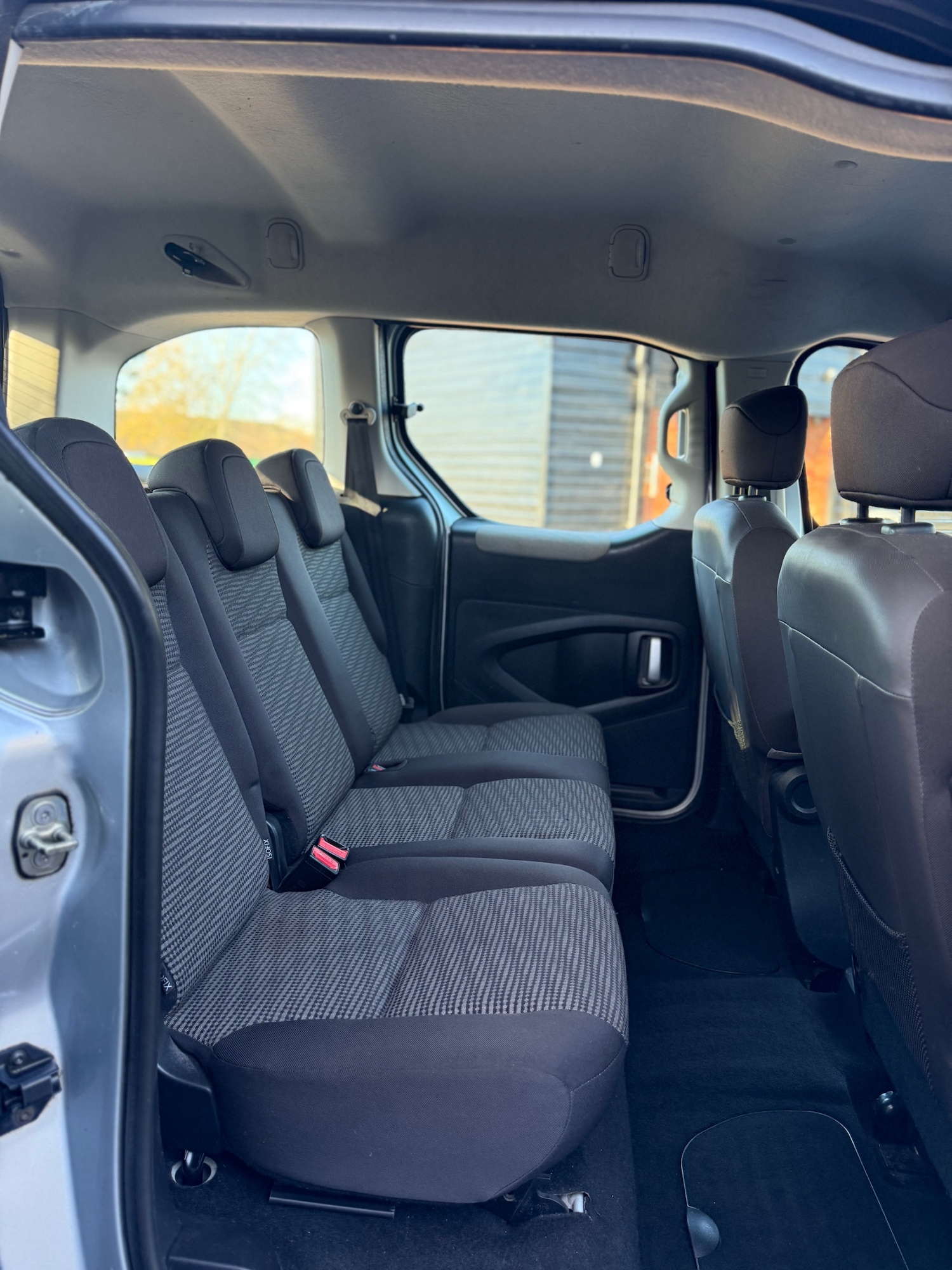 Used Peugeot Partner Tepee 2011 for sale - 76693673: Photo 12