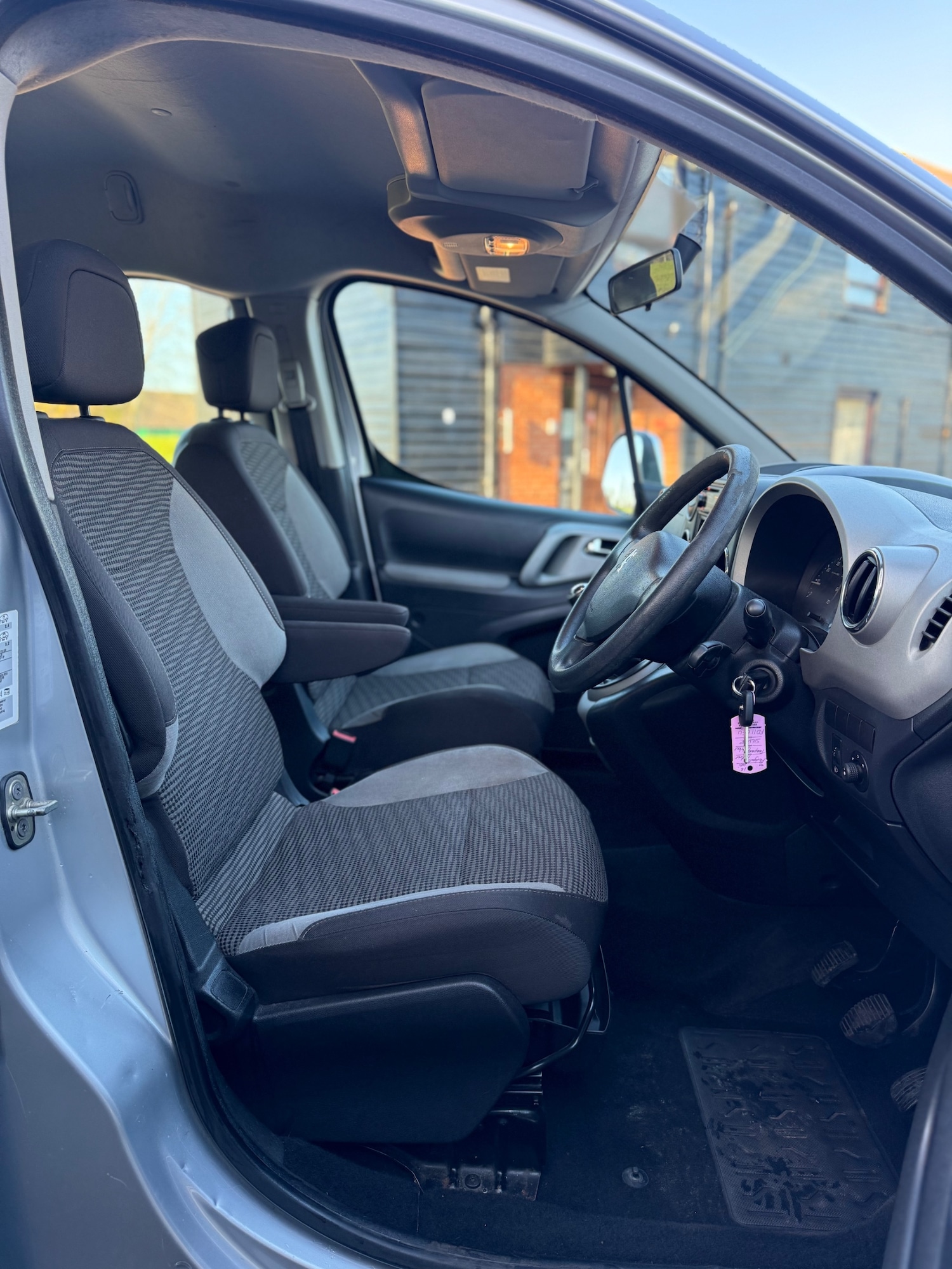 Used Peugeot Partner Tepee 2011 for sale - 76693673: Photo 13