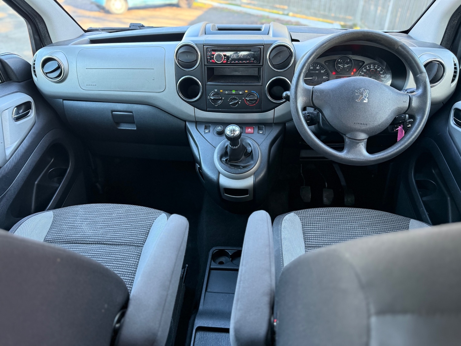 Used Peugeot Partner Tepee 2011 for sale - 76693673: Photo 15