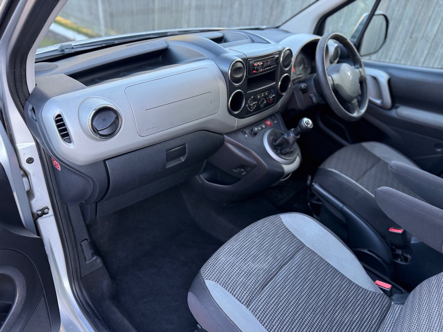 Used Peugeot Partner Tepee 2011 for sale - 76693673: Photo 26