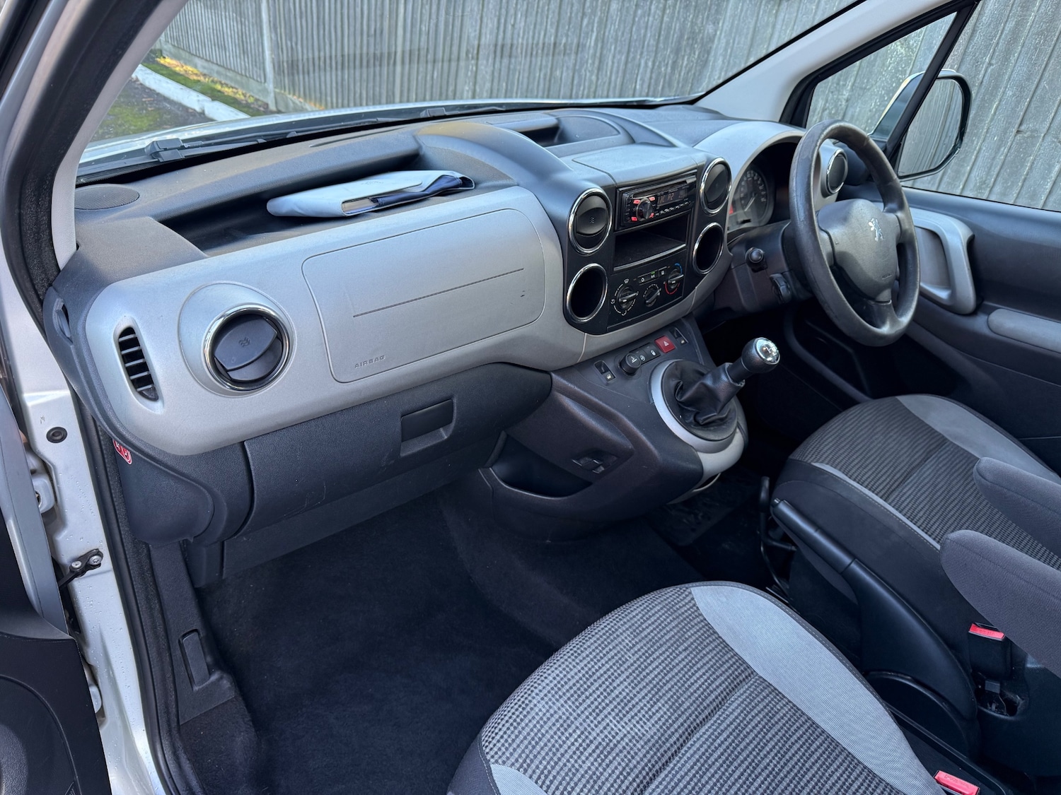 Used Peugeot Partner Tepee 2011 for sale - 76693673: Photo 31