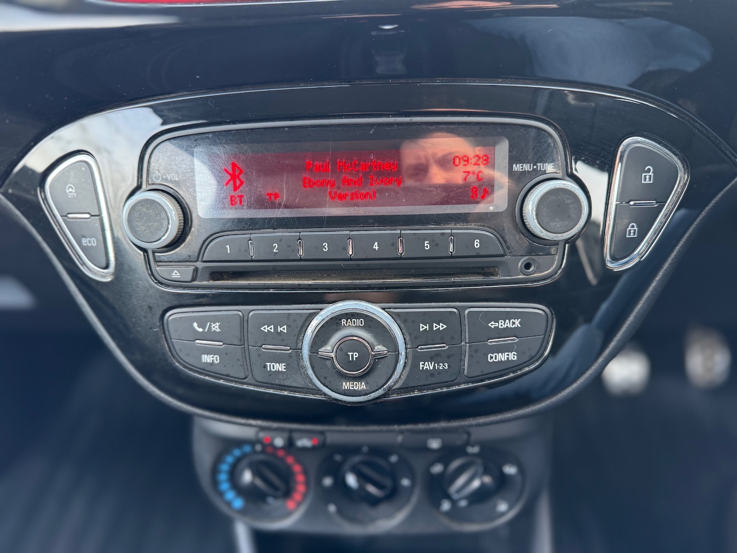 Used Vauxhall Corsa 2016 for sale - 77545338: Photo 16