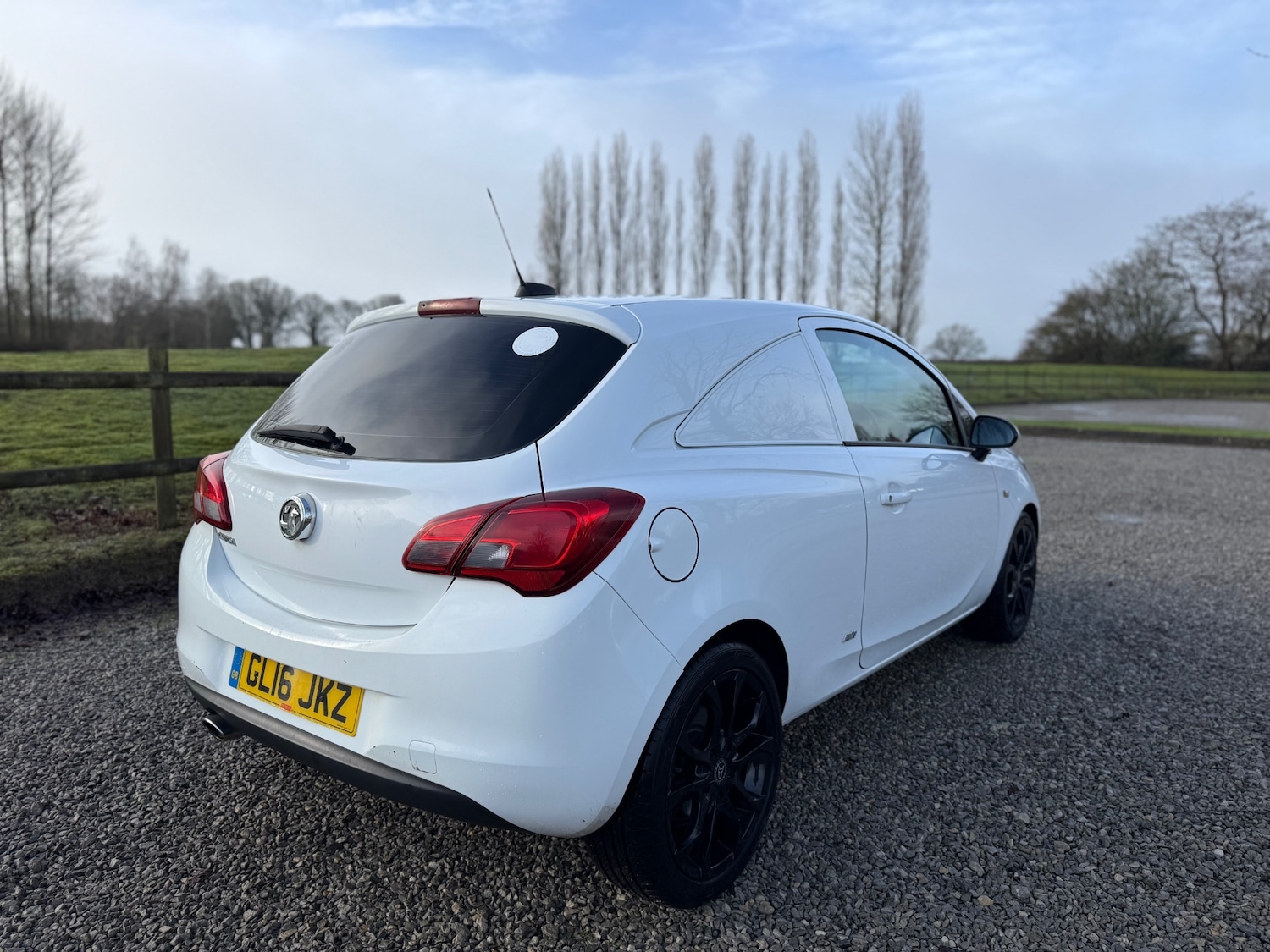 Used Vauxhall Corsa 2016 for sale - 77545338: Photo 5