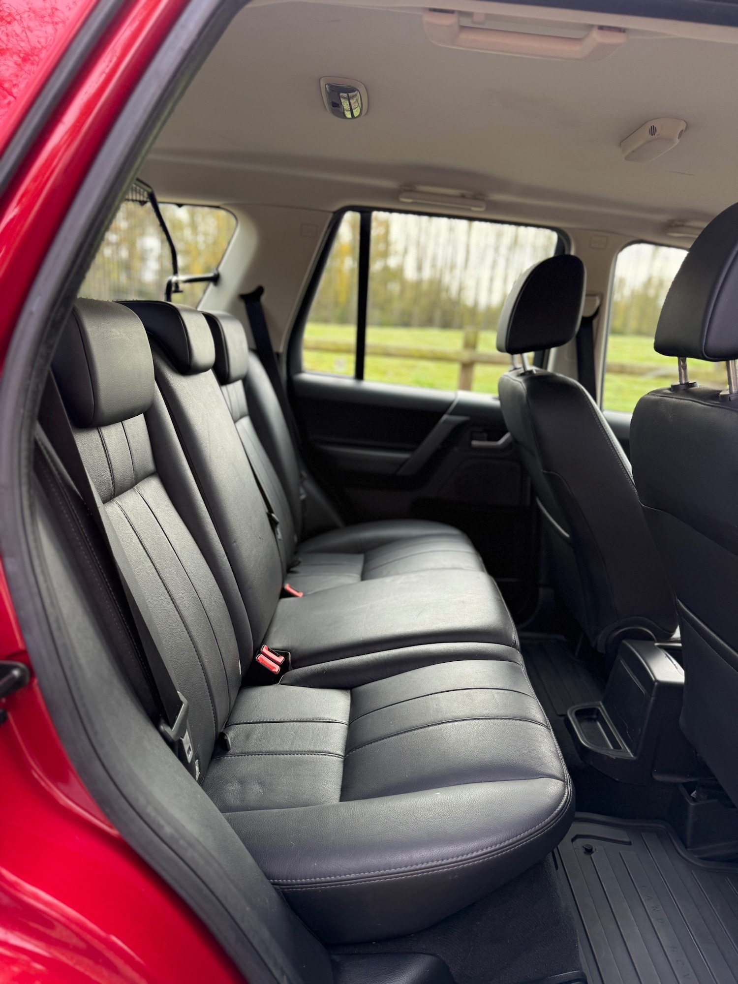 Used Land Rover Freelander 2013 for sale - 76418539: Photo 11