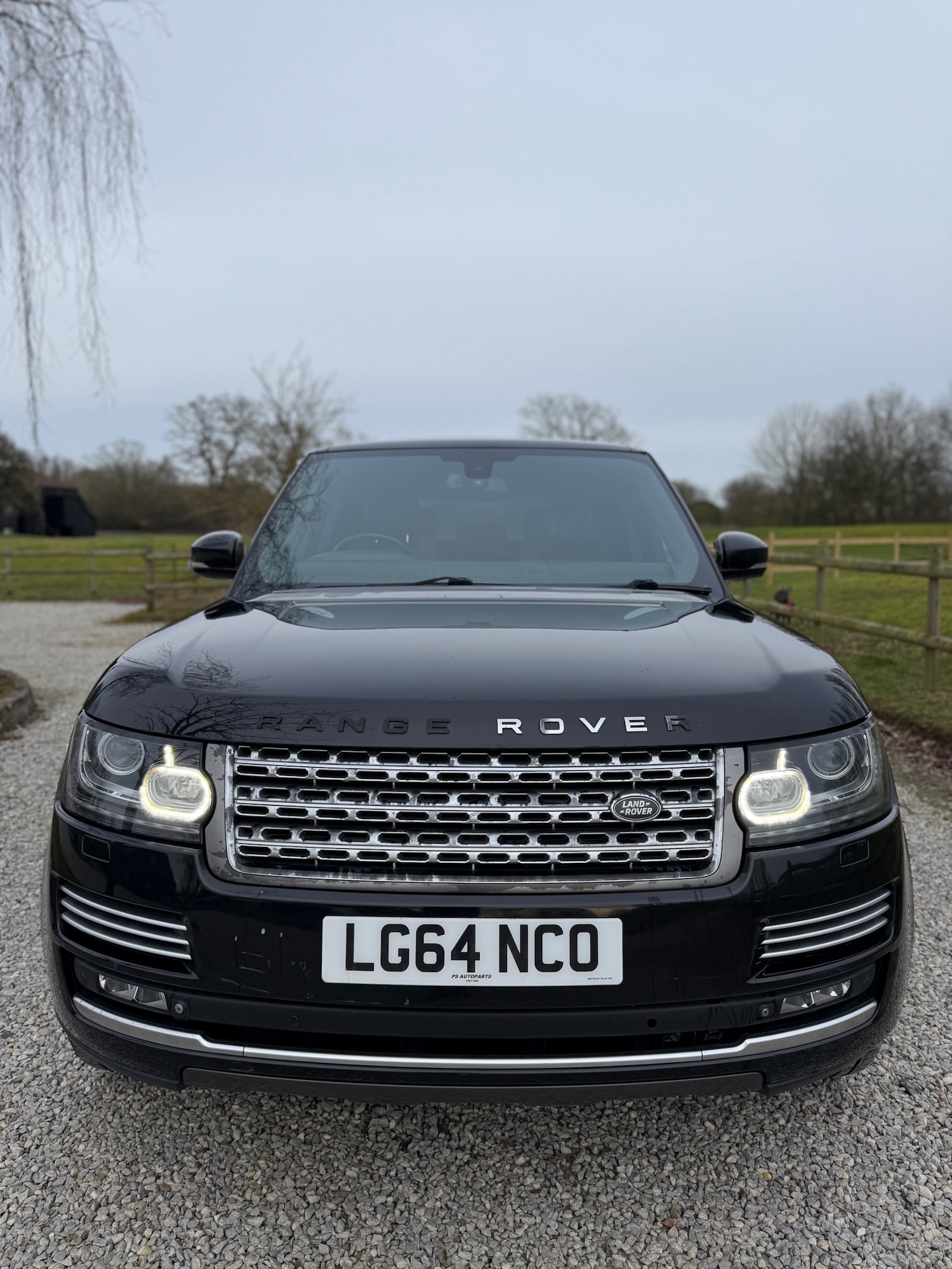 Used Land Rover Range Rover 2014 for sale - 77888688: Photo 2