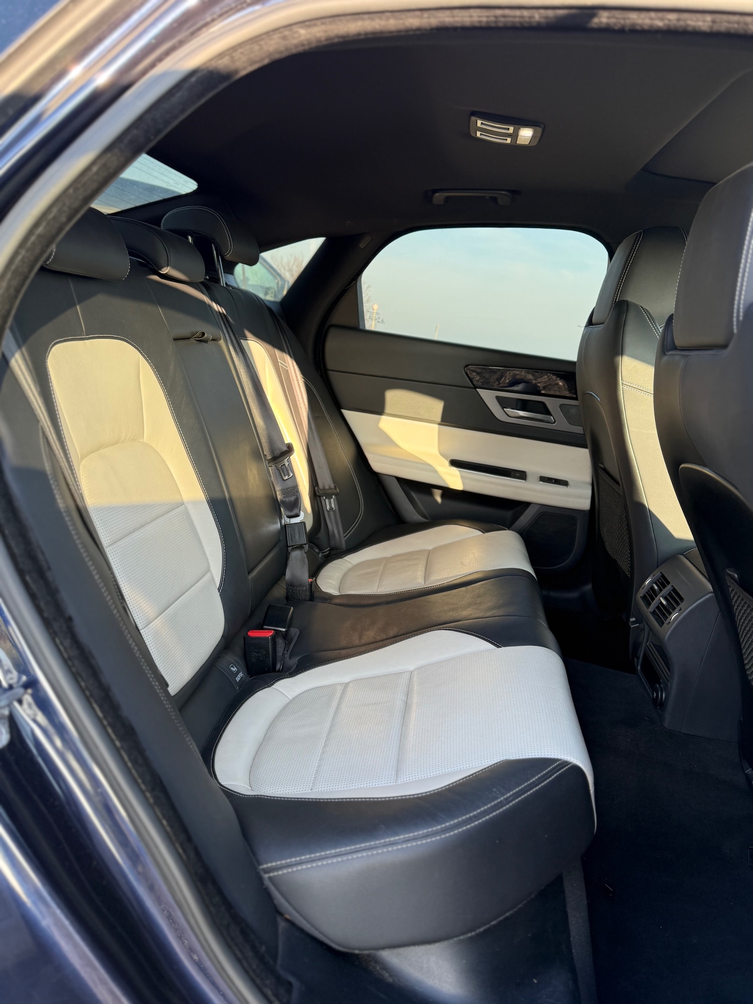 Used Jaguar XF 2018 for sale - 77749757: Photo 17