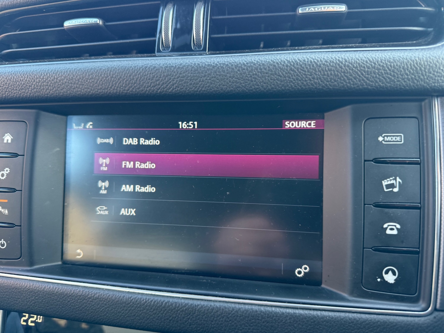 Used Jaguar XF 2018 for sale - 77749757: Photo 27