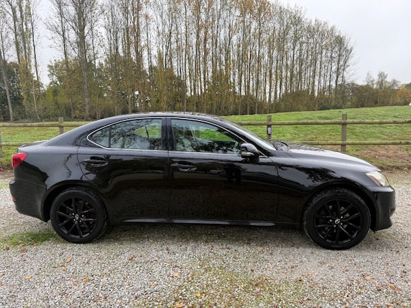 Used Lexus IS 2011 for sale - 76266205: Photo 4