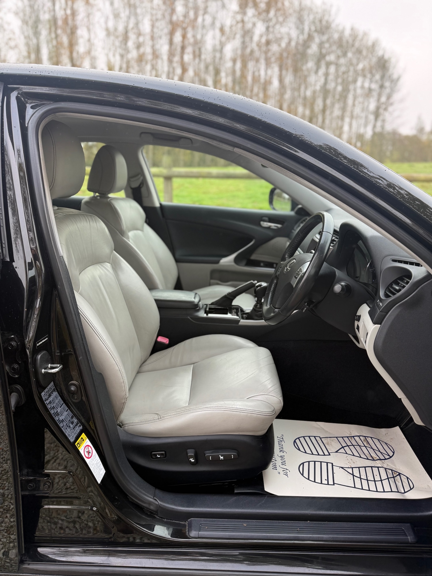 Used Lexus IS 2011 for sale - 76266205: Photo 5