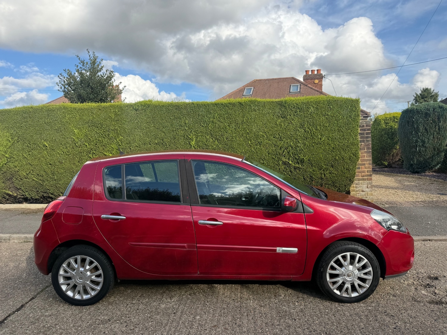 Used Renault Clio 2009 for sale - 76504304: Photo 4