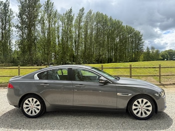 Used Jaguar XE 2016 for sale - 78584249: Photo