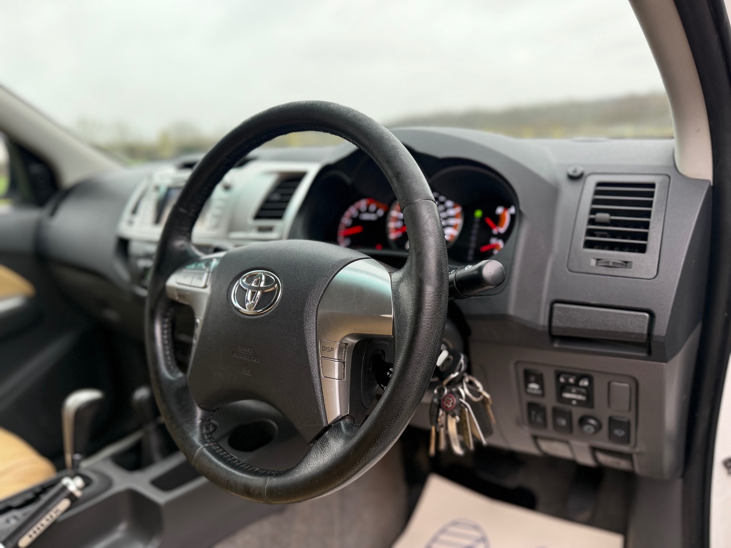Used Toyota Hilux 2013 for sale - 77003183: Photo 11