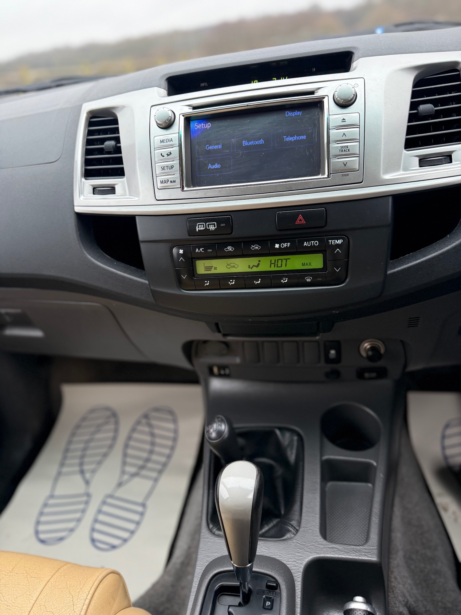 Used Toyota Hilux 2013 for sale - 77003183: Photo 35