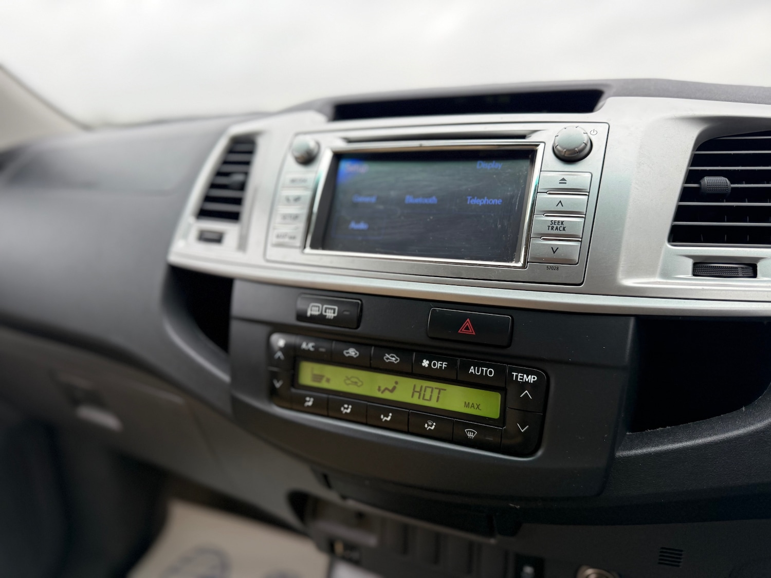 Used Toyota Hilux 2013 for sale - 77003183: Photo 36