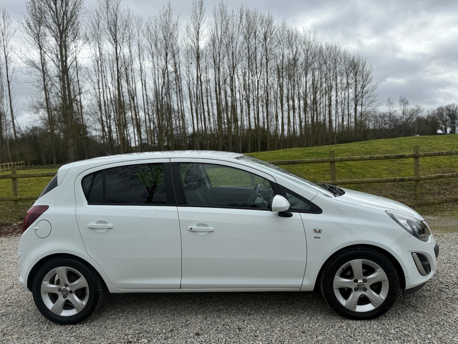 Used Vauxhall Corsa 2015 for sale - 78045771: Photo 4