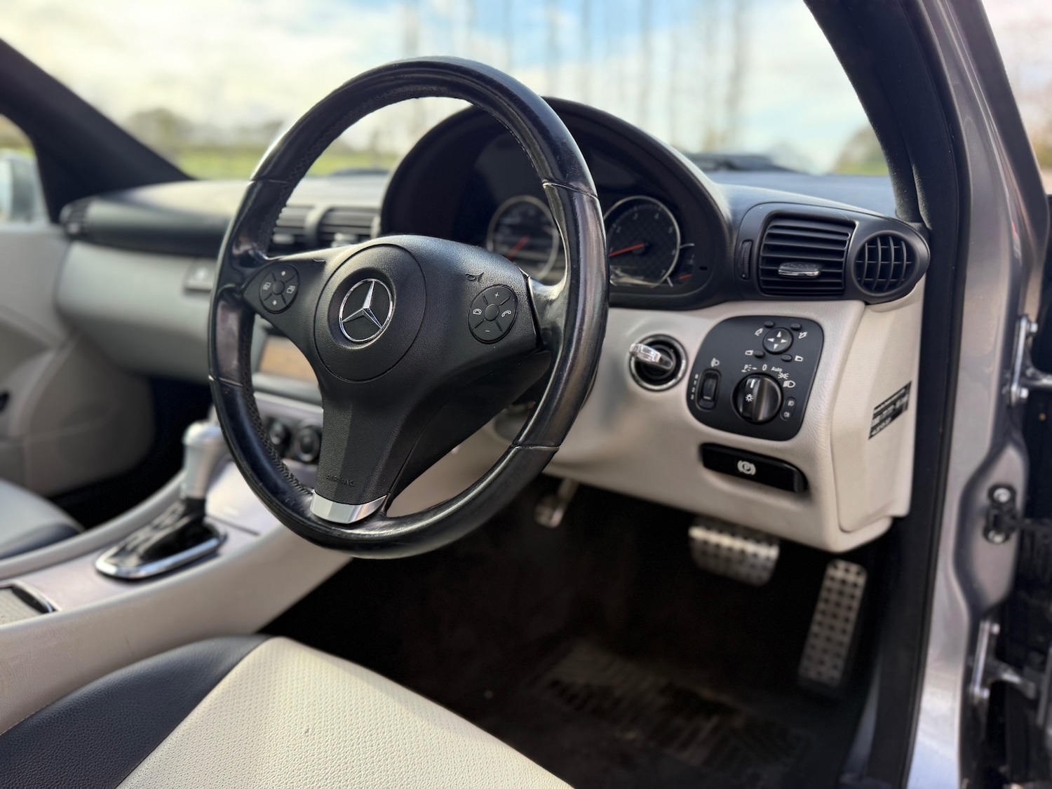 Used Mercedes-Benz CLC Class 2010 for sale - 76565976: Photo 16