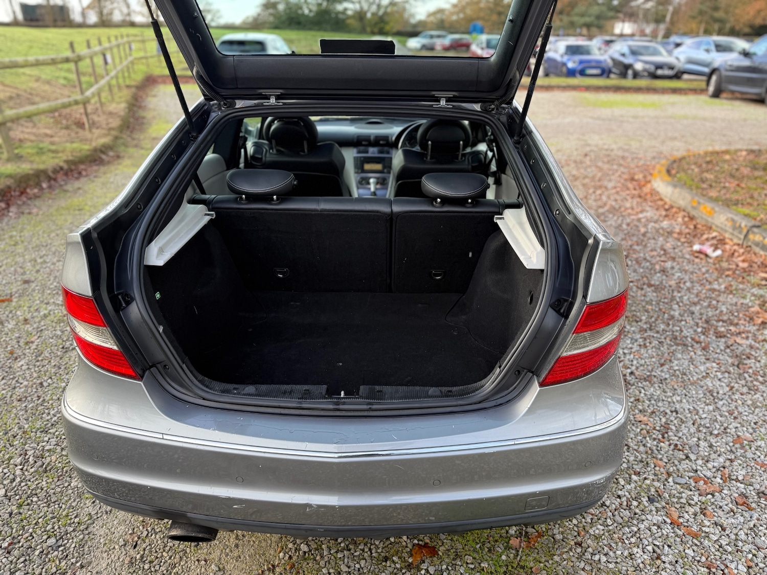 Used Mercedes-Benz CLC Class 2010 for sale - 76565976: Photo 8