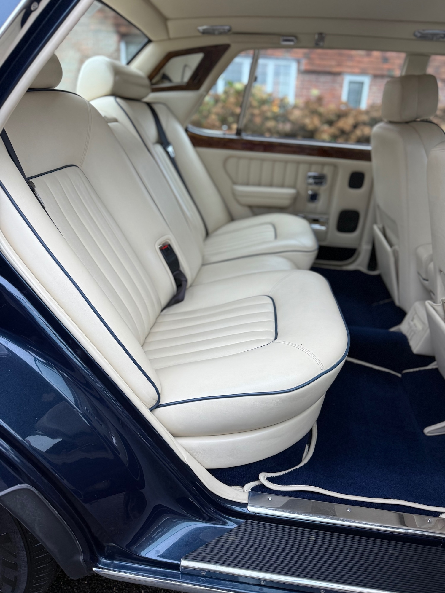 Used Bentley Brooklands 1993 for sale - 76906399: Photo 10