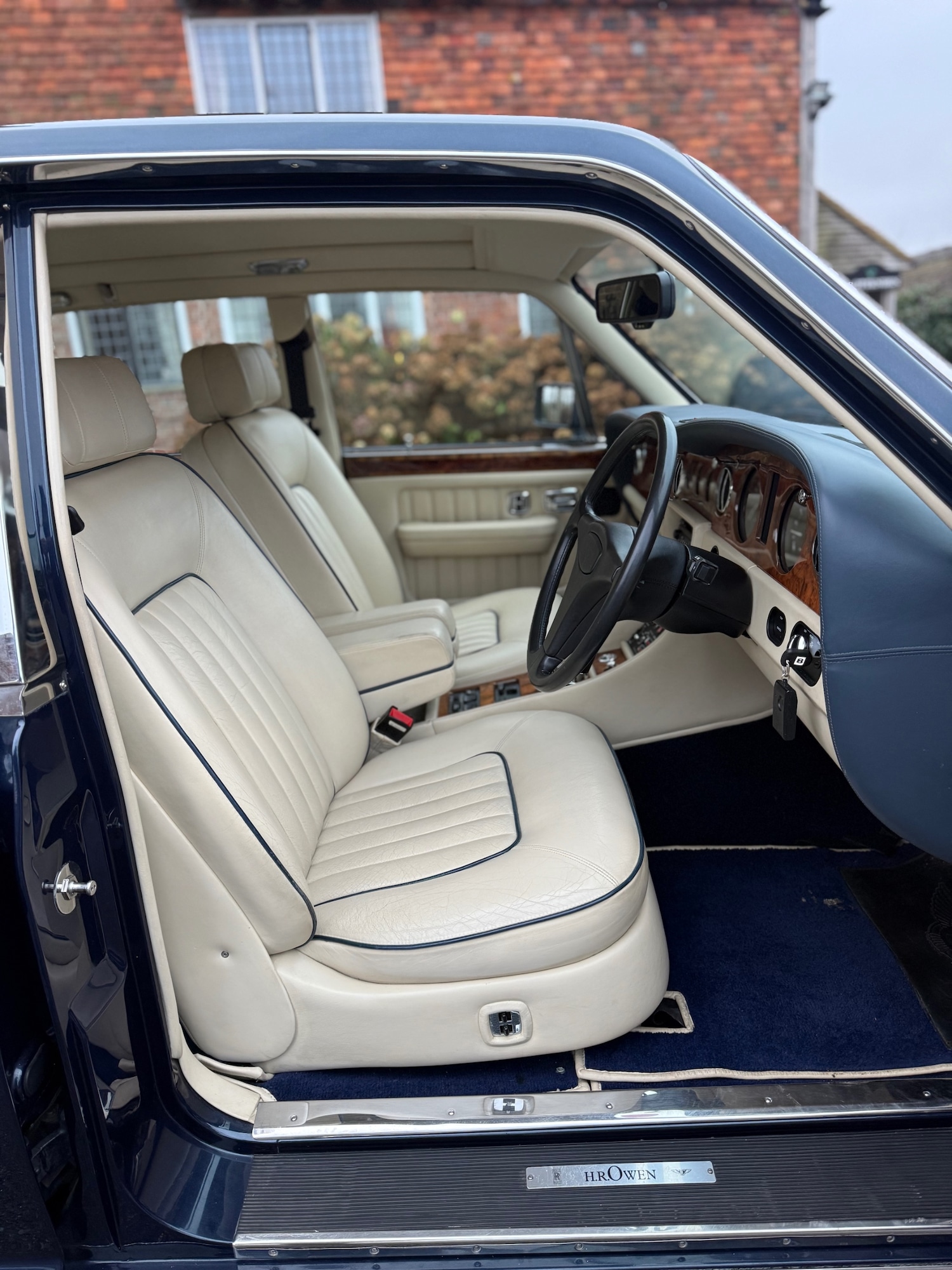 Used Bentley Brooklands 1993 for sale - 76906399: Photo 15