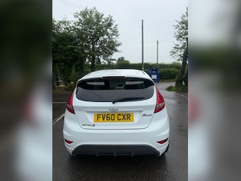 Used Ford Fiesta 2010 for sale - 78951623: Photo
