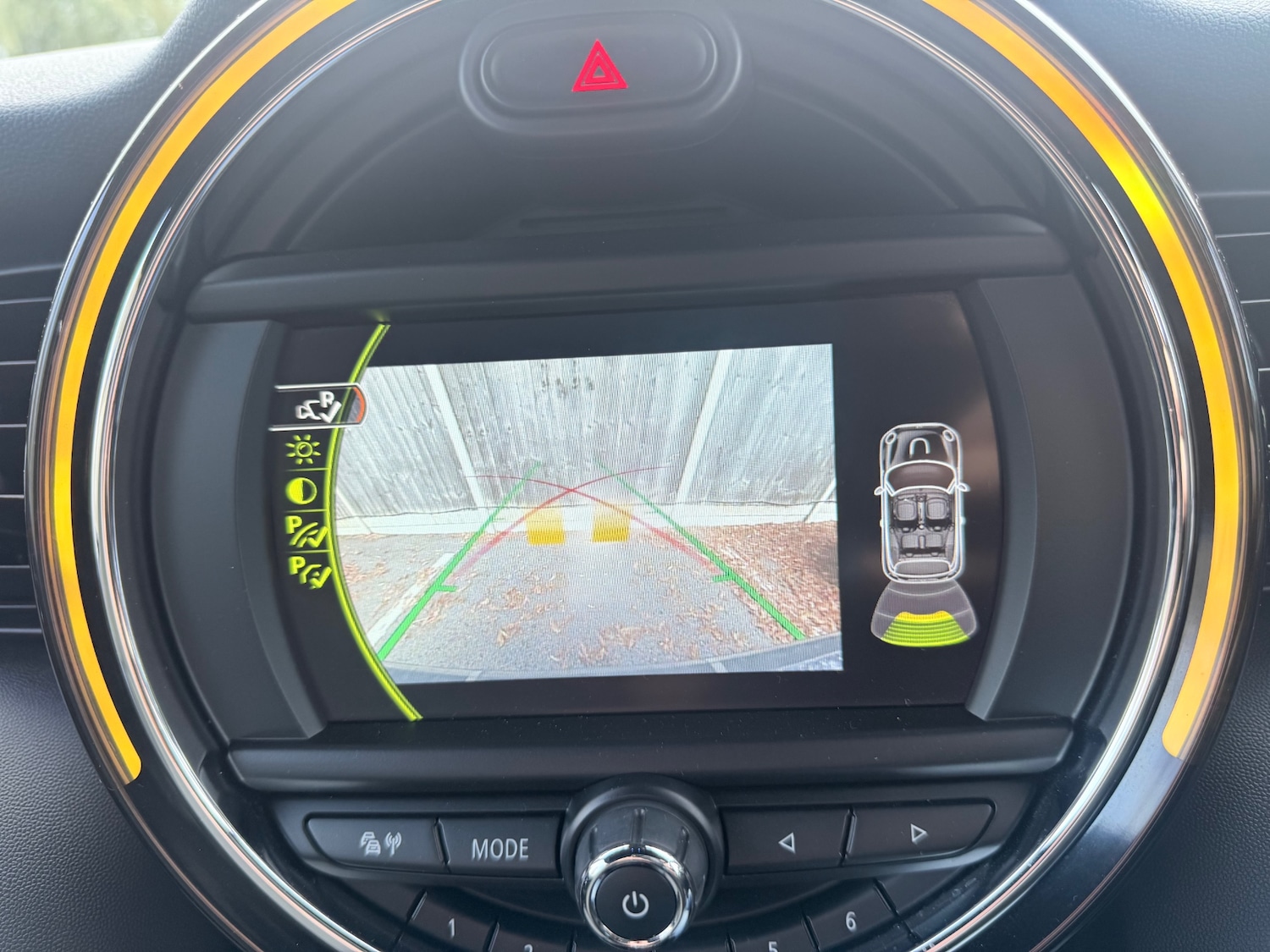 Used MINI Convertible 2017 for sale - 76611689: Photo 18