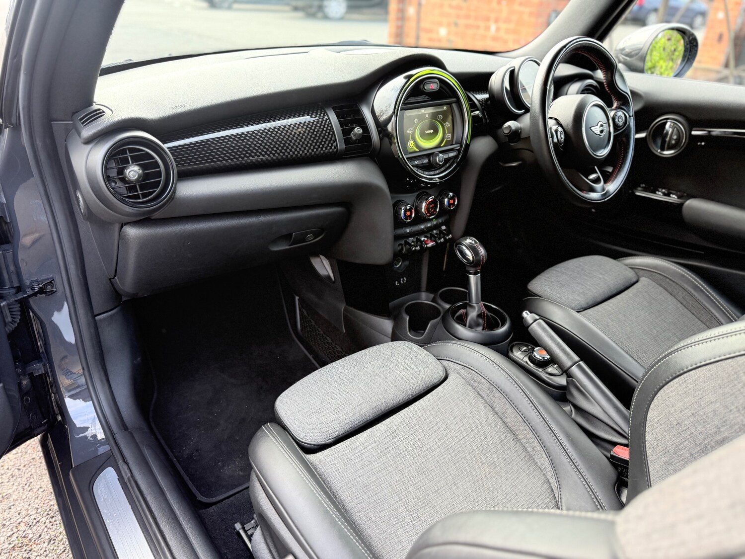 Used MINI Convertible 2017 for sale - 76611689: Photo 47