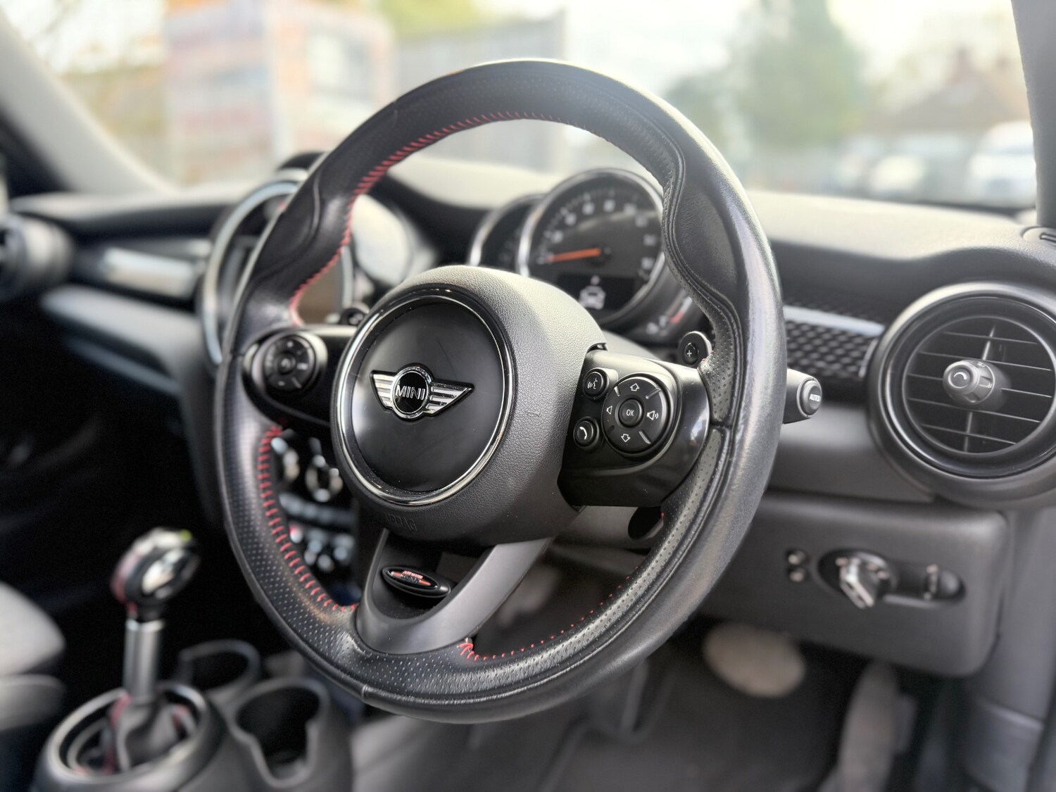 Used MINI Convertible 2017 for sale - 76611689: Photo 70