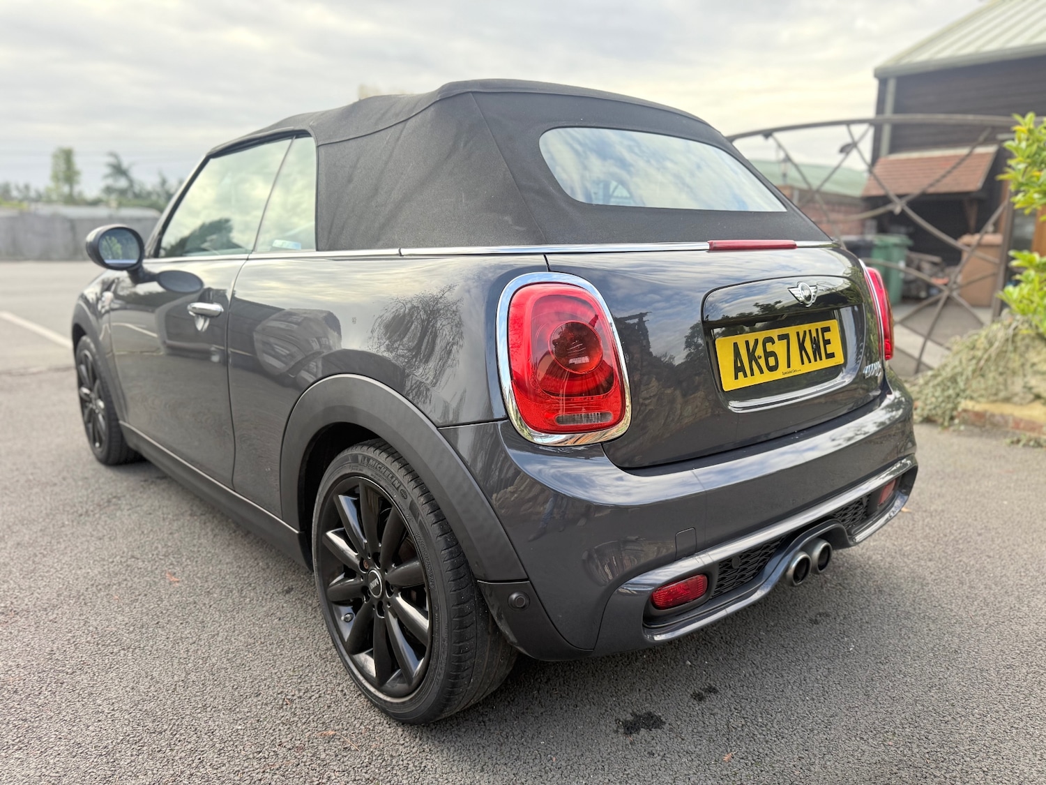 Used MINI Convertible 2017 for sale - 76611689: Photo 72