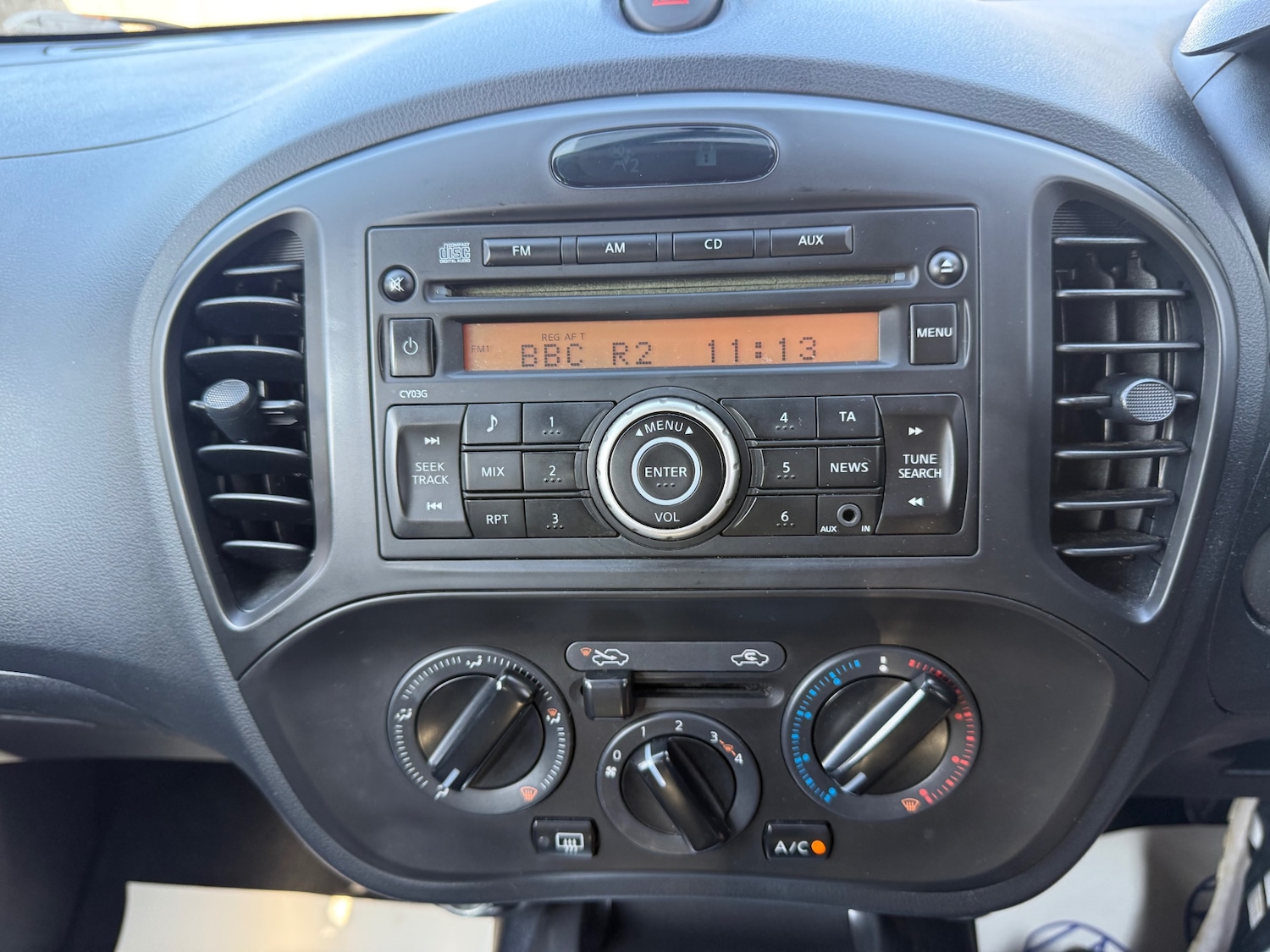 Used Nissan Juke 2011 for sale - 77732354: Photo 34