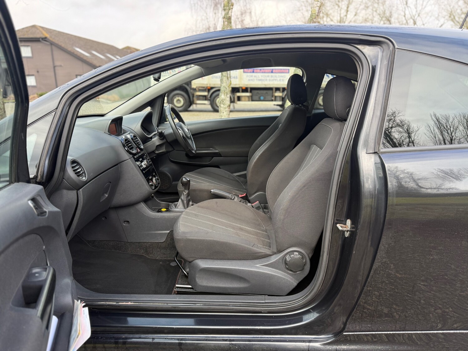 Used Vauxhall Corsa 2013 for sale - 77502415: Photo 10