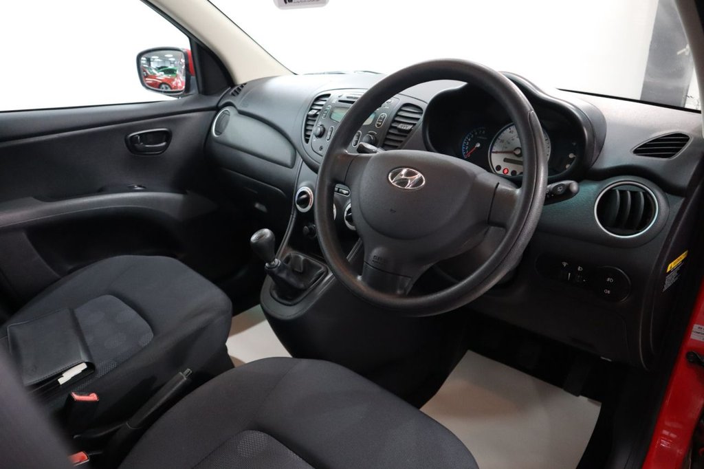 Used Hyundai i10 2010 for sale - 76745035: Photo 13