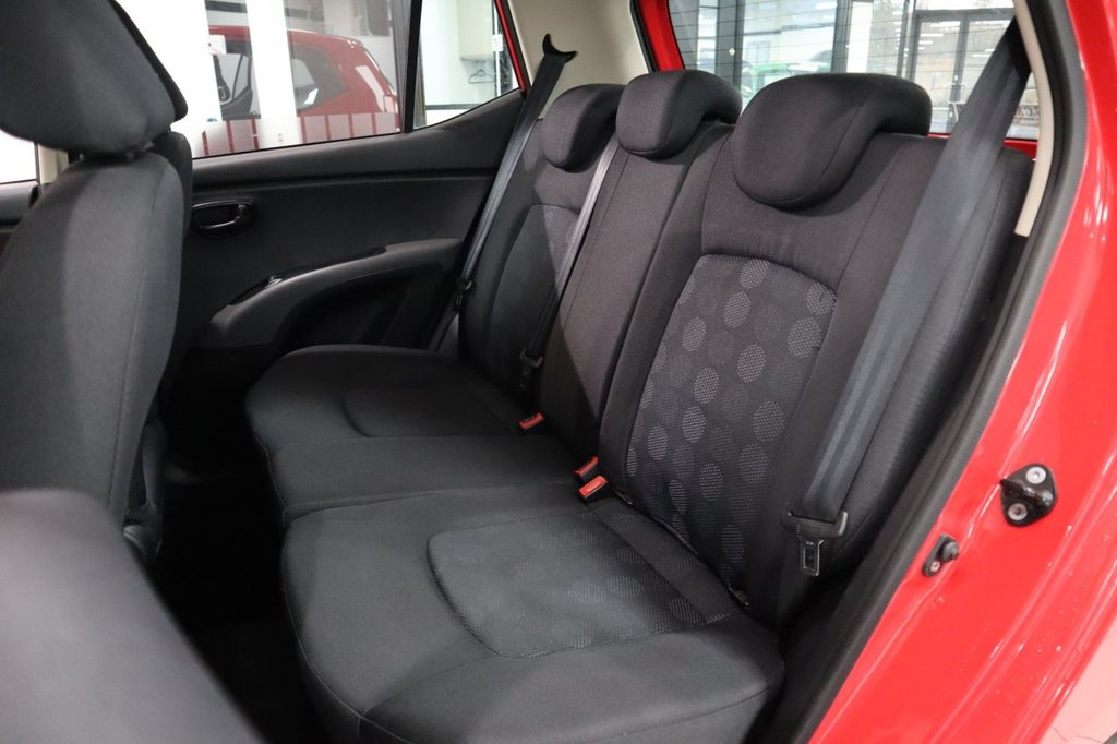 Used Hyundai i10 2010 for sale - 76745035: Photo 25