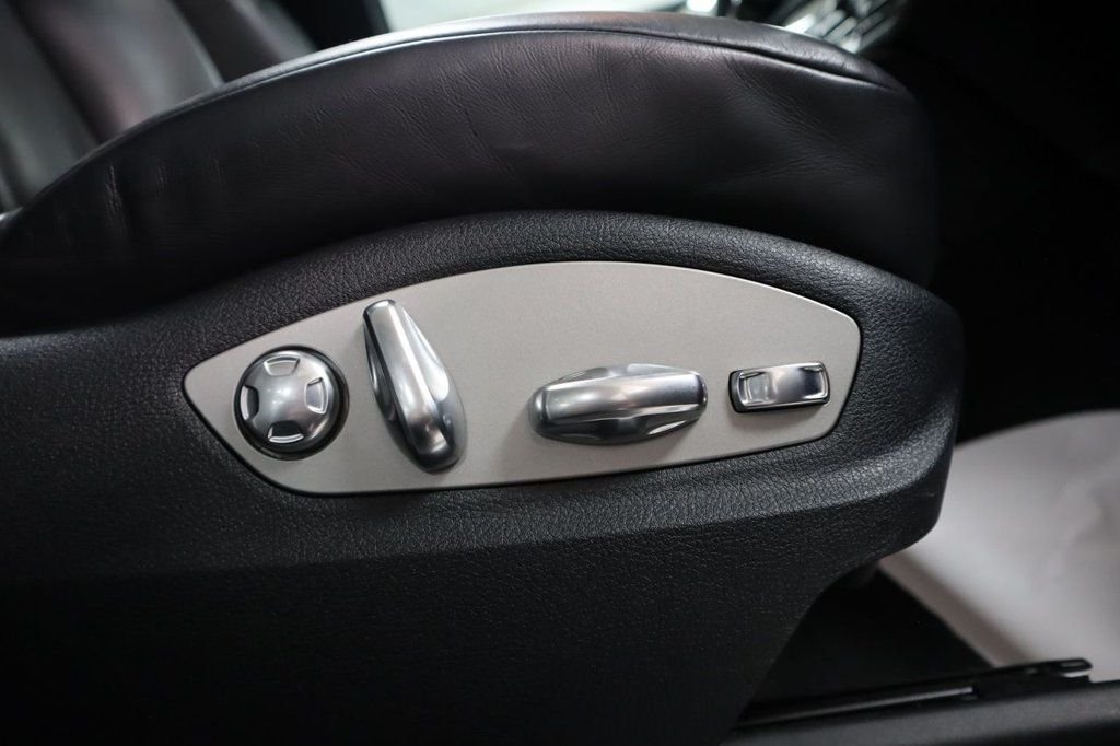 Used Porsche Macan 2020 for sale - 76803745: Photo 17