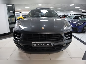 Used Porsche Macan 2020 for sale - 76803745: Photo