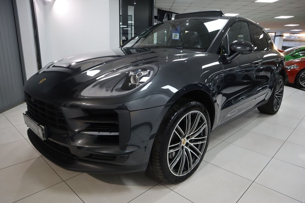 Used Porsche Macan 2020 for sale - 76803745: Photo 3
